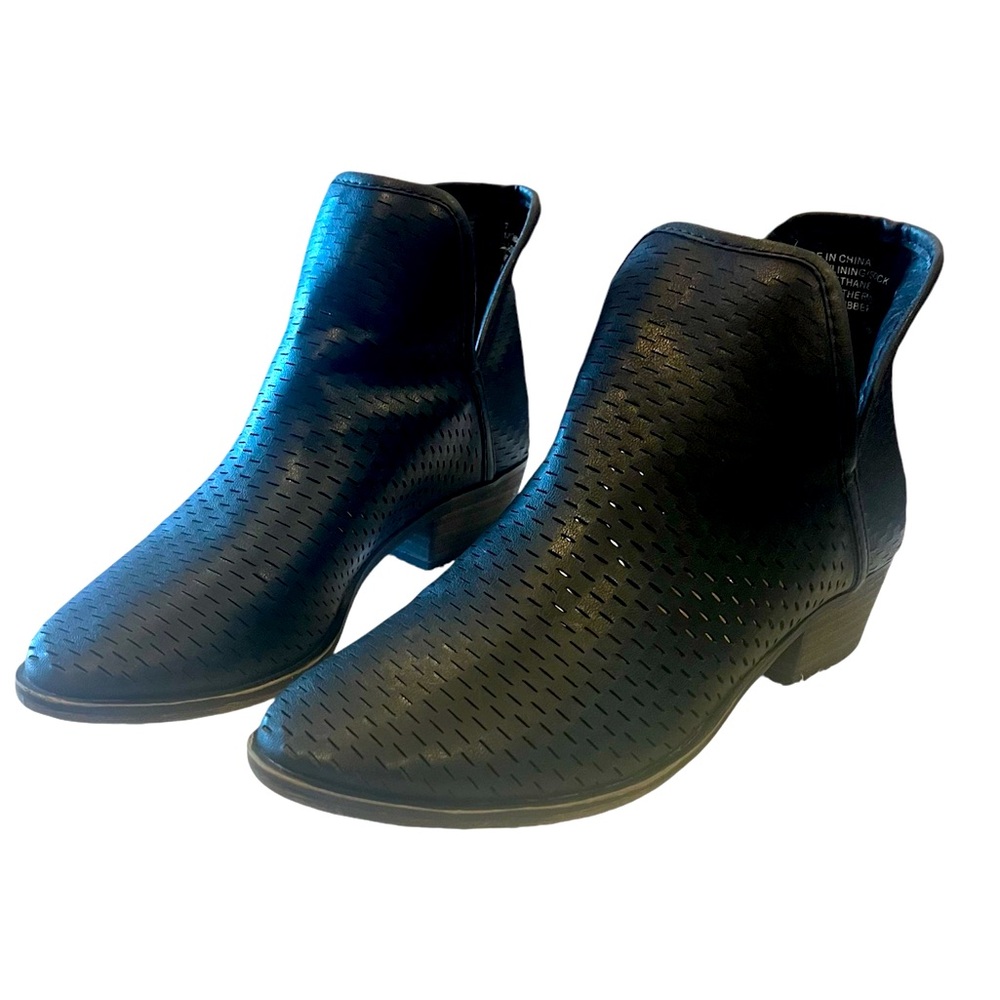 American Eagle Womens Black Ankle Boots size 7 Booties Shoes Ladies Slip On